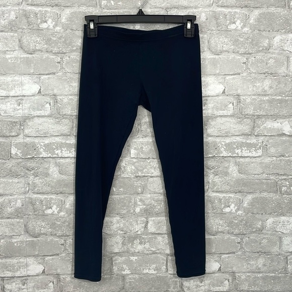 Athleta Finesse 2 Black Leggings - Picture 2 of 6